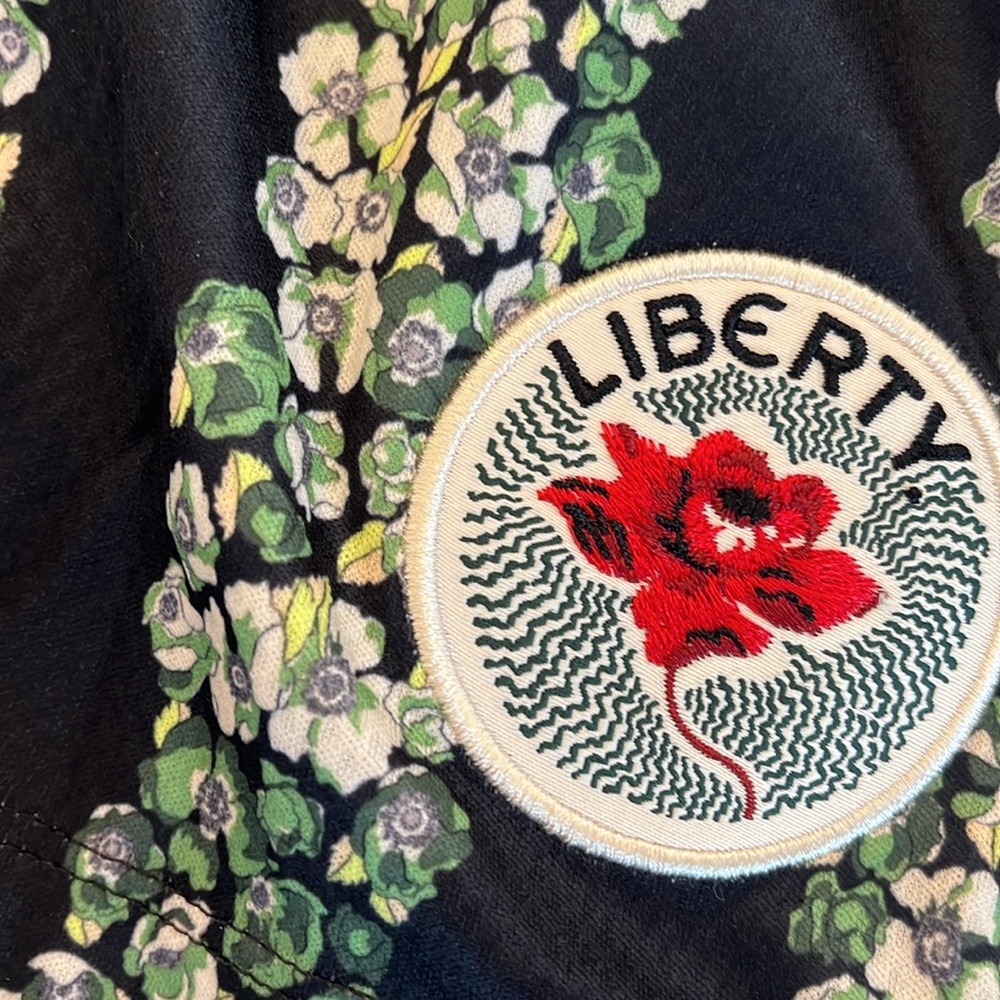 Puma x Liberty shorts Size S. Never worn - Picture 2 of 6